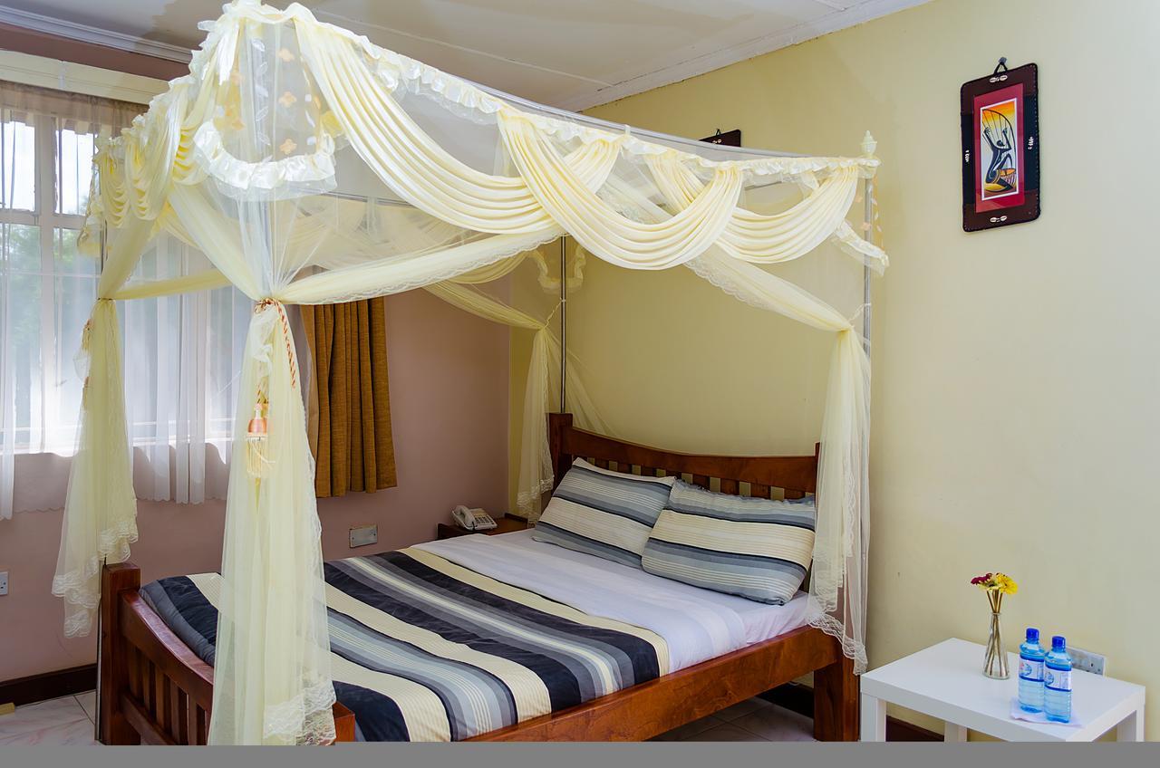 Royale Health Club Hotel Nairobi Exterior foto